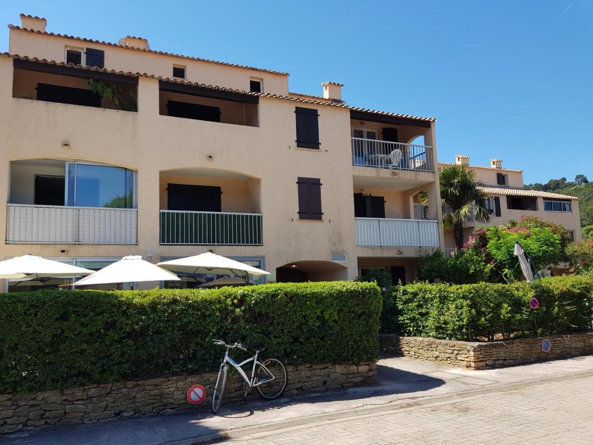 Studio Confortable Au Calme Proche Du Port Et De La Plage Grande Terrasse Et Parking Residence Le Grand Large サン・マンドリエ・シュル・メール エクステリア 写真